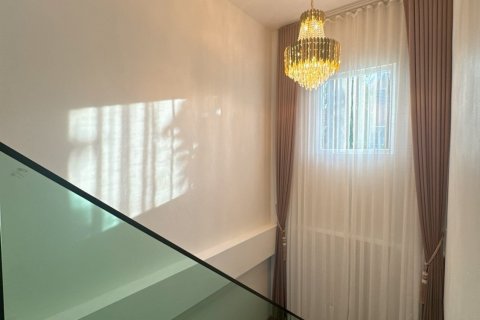 Вилла в Паттайе, Таиланд с 4 спальнями  № 139935 - фото 7