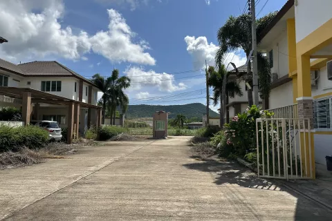 Terrain à Pattaya, Thaïlande 256 m2 № 142289 - photo 2