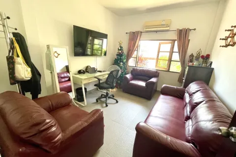 House in Hua Hin, Thailand 3 bedrooms № 154797 - photo 14