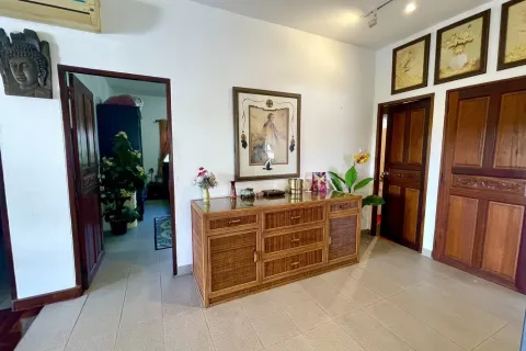 House in Hua Hin, Thailand 3 bedrooms № 154797 - photo 21