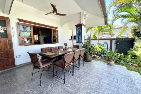 House in Hua Hin, Thailand 3 bedrooms № 154797 - photo 18