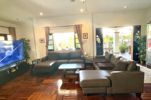 House in Hua Hin, Thailand 3 bedrooms № 154797 - photo 16