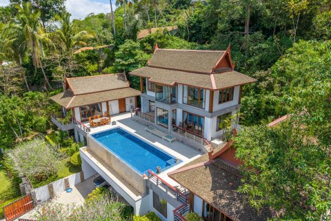 Villa in Phuket, Thailand 5 bedrooms № 154799 - photo 15