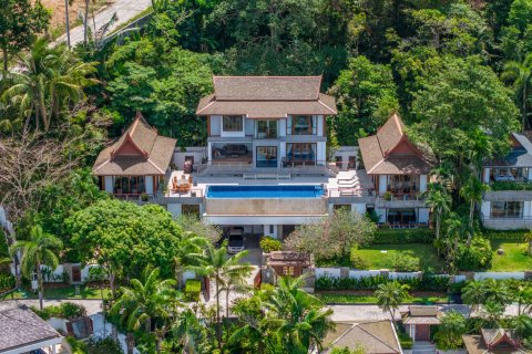 Villa in Phuket, Thailand 5 bedrooms № 154799 - photo 24