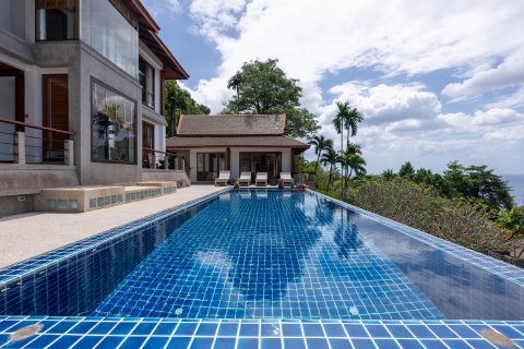 Villa in Phuket, Thailand 5 bedrooms № 154799 - photo 26