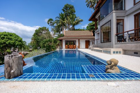 Villa in Phuket, Thailand 5 bedrooms № 154799 - photo 28