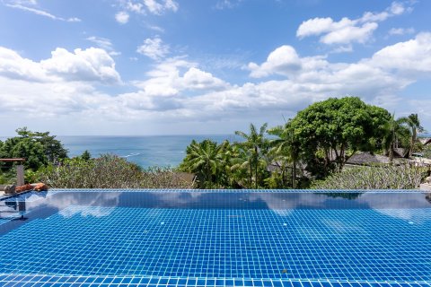 Villa in Phuket, Thailand 5 bedrooms № 154799 - photo 10