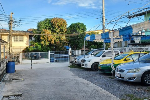 House in Nonthaburi, Thailand 10 bedrooms № 154796 - photo 4