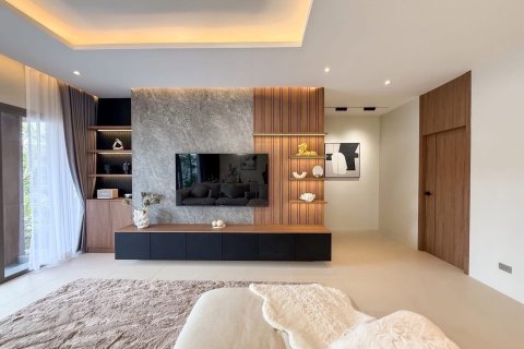Villa in Phuket, Thailand 3 bedrooms № 154793 - photo 12