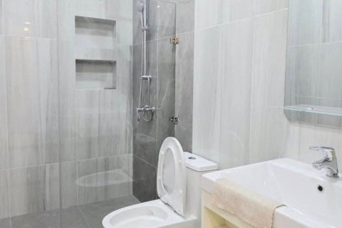 Villa in Pattaya, Thailand 5 bedrooms № 144729 - photo 7