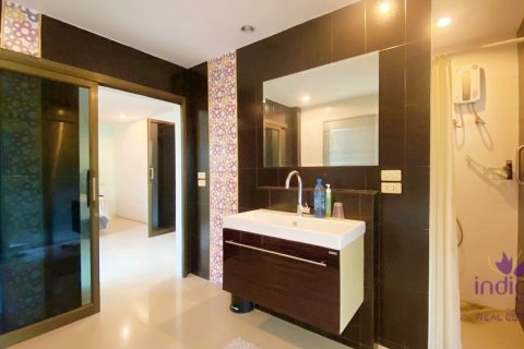 House in Mae Rim, Thailand 3 bedrooms № 55689 - photo 11