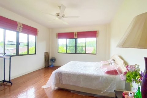 House in Mae Rim, Thailand 3 bedrooms № 55689 - photo 13
