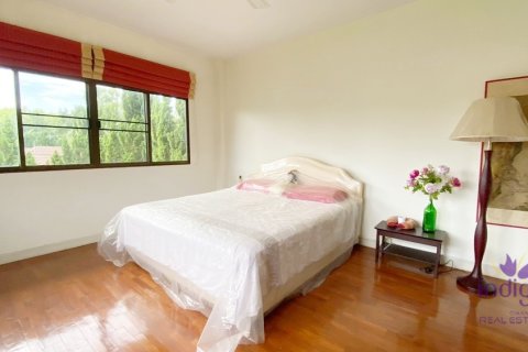 House in Mae Rim, Thailand 3 bedrooms № 55689 - photo 12