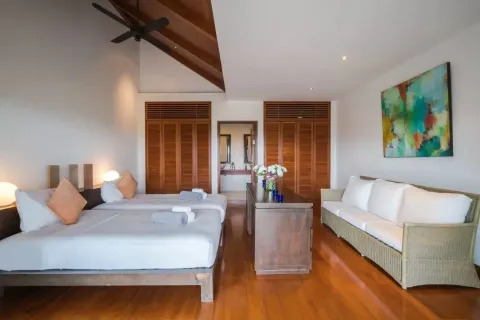 House on Layan Beach, Thailand 4 bedrooms № 134312 - photo 14