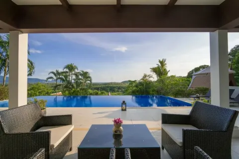House on Layan Beach, Thailand 4 bedrooms № 134312 - photo 3