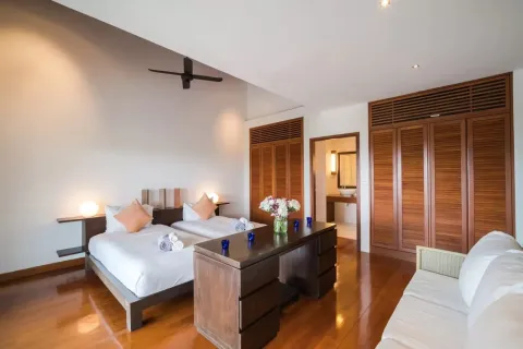 House on Layan Beach, Thailand 4 bedrooms № 134312 - photo 12