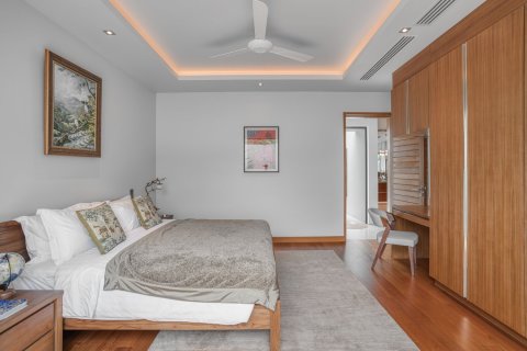House in Bang Tao, Thailand 4 bedrooms № 134313 - photo 23