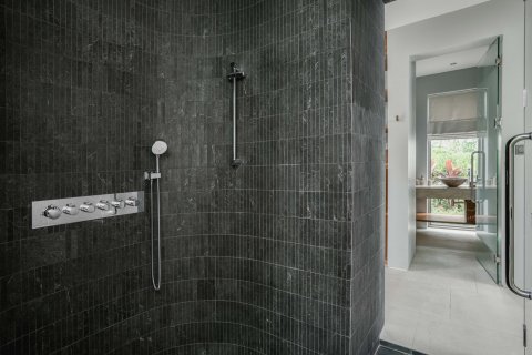 House in Bang Tao, Thailand 4 bedrooms № 134313 - photo 18