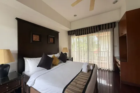House in Bang Tao, Thailand 3 bedrooms № 134309 - photo 8