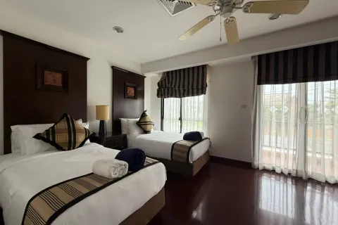 House in Bang Tao, Thailand 3 bedrooms № 134309 - photo 12