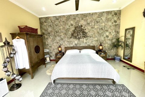 Вилла в Хуа Хине, Таиланд с 5 спальнями  № 155971 - фото 27