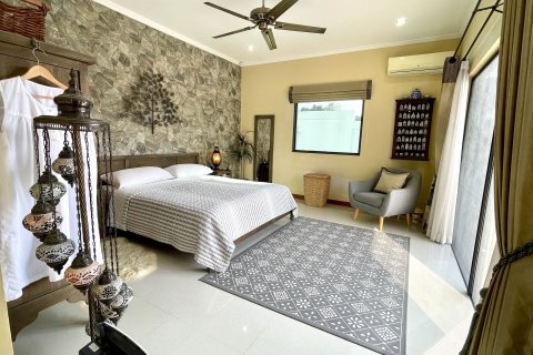 Вилла в Хуа Хине, Таиланд с 5 спальнями  № 155971 - фото 26