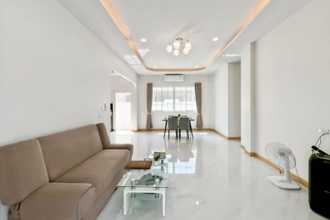 Вилла в Хуа Хине, Таиланд с 3 спальнями  № 157352 - фото 9