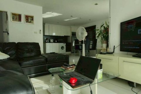 Кондоминиум с 3 спальнями в Паттайе, Таиланд № 157350