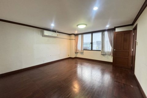 Кондоминиум с 2 спальнями в Бангкоке, Таиланд № 157354