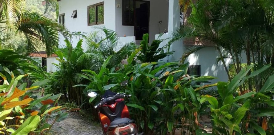 Вилла в Сураттхани, Таиланд с 2 спальнями № 157353