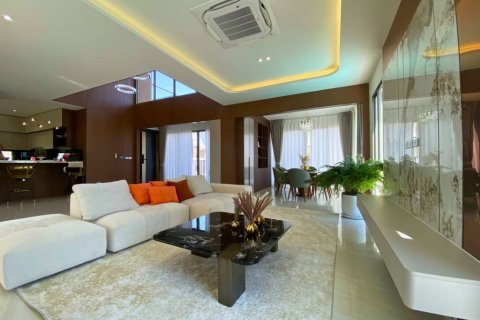 Дом в Паттайе, Таиланд с 4 спальнями  № 157351 - фото 2