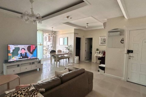 Condo in Bangkok, Thailand, 3 bedrooms  № 161115 - photo 3