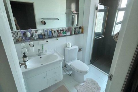 Condo in Bangkok, Thailand, 3 bedrooms  № 161115 - photo 7