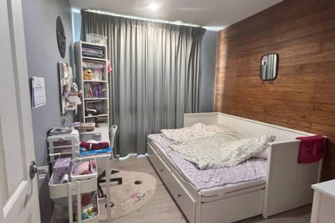 Condo in Bangkok, Thailand, 3 bedrooms  № 161115 - photo 4