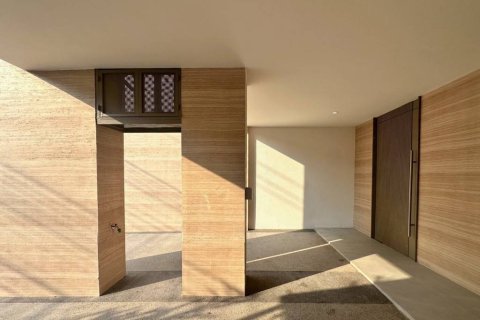 Townhouse in Bangkok, Thailand 5 bedrooms № 161117 - photo 2