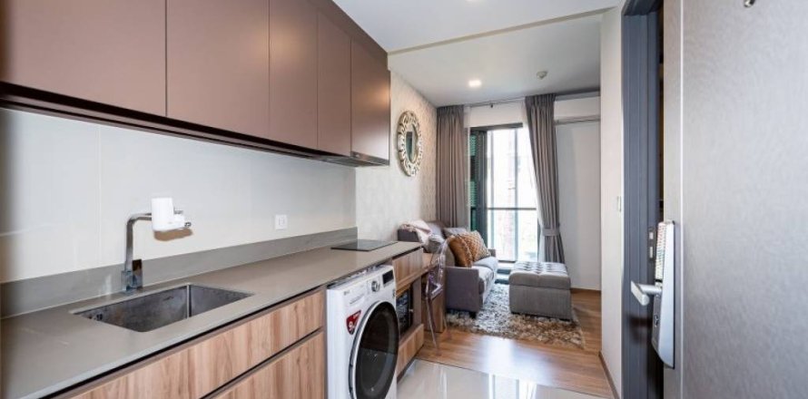 Condo in Bangkok, Thailand, 1 bedroom  № 161120