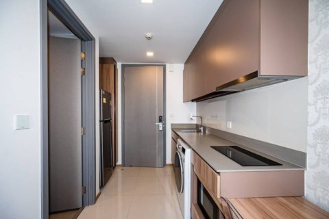 Condo in Bangkok, Thailand, 1 bedroom  № 161120 - photo 4