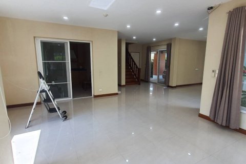 Дом в Чиангмае, Таиланд с 3 спальнями  № 136288 - фото 15