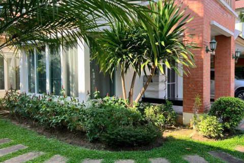 Дом в Чиангмае, Таиланд с 3 спальнями  № 136288 - фото 4