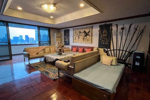 Condo à Watthana, Bangkok, Thaïlande, 3 chambres № 201038 - photo 10