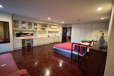 Condo à Watthana, Bangkok, Thaïlande, 3 chambres № 201038 - photo 6