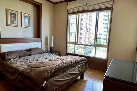Condo à Watthana, Bangkok, Thaïlande, 2 chambres № 201037 - photo 18