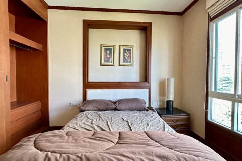 Condo à Watthana, Bangkok, Thaïlande, 2 chambres № 201037 - photo 2