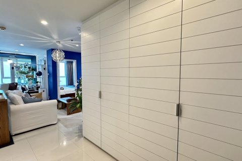 Condo à Watthana, Bangkok, Thaïlande, 2 chambres № 201040 - photo 3