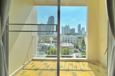 Condo à Watthana, Bangkok, Thaïlande, 2 chambres № 201042 - photo 2
