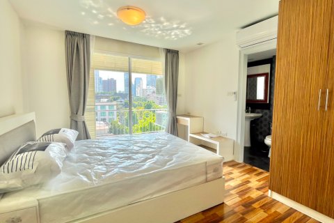 Condo à Watthana, Bangkok, Thaïlande, 2 chambres № 201042 - photo 18