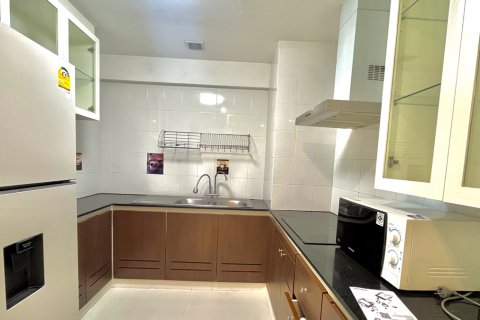 Condo à Watthana, Bangkok, Thaïlande, 2 chambres № 201042 - photo 10