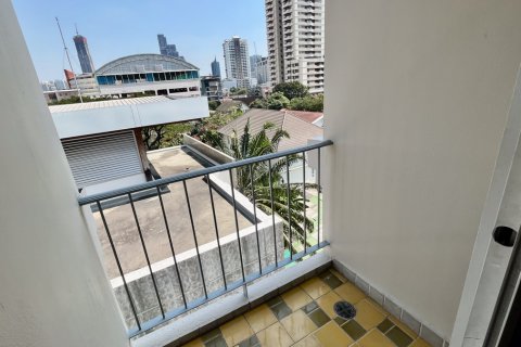 Condo à Watthana, Bangkok, Thaïlande, 2 chambres № 201042 - photo 3