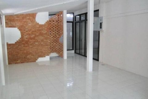 House in Bangkok, Thailand 3 bedrooms № 157534 - photo 9