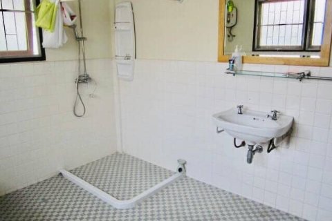 House in Bangkok, Thailand 3 bedrooms № 157534 - photo 2